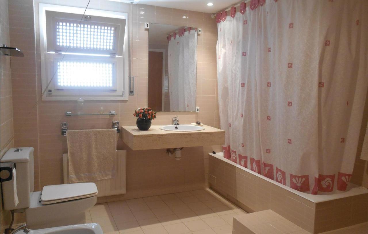 3 Bedroom Gorgeous Apartment In Tossa De Mar Extérieur photo