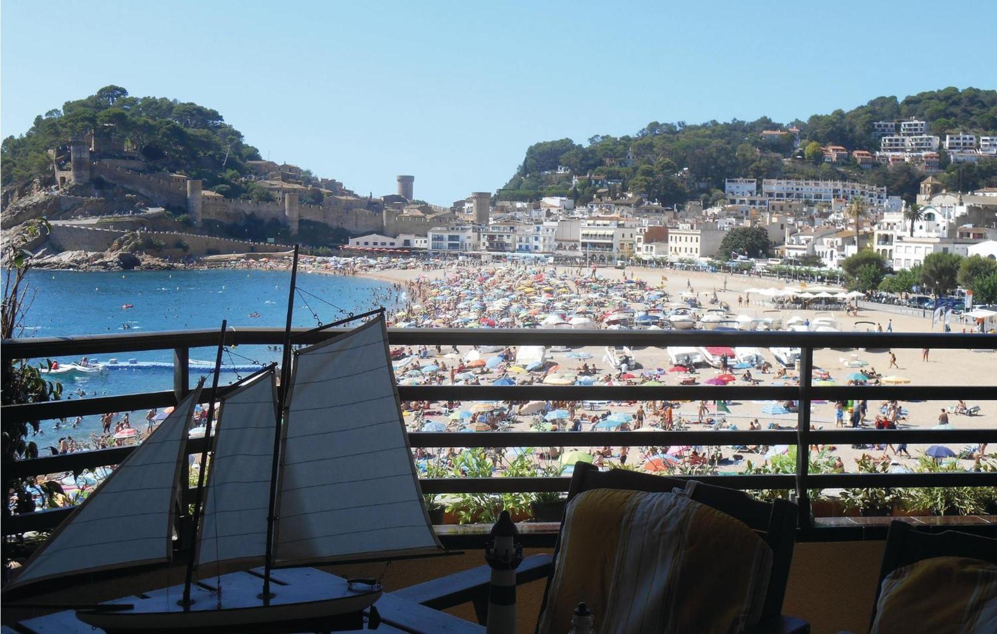 3 Bedroom Gorgeous Apartment In Tossa De Mar Extérieur photo